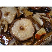 Champignons Shiitake entiers parfumés en conserve - Marque COQ - 284g